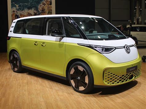 Volkswagen ID Buzz Electric Van: Specs, Price, Release Date WIRED | atelier-yuwa.ciao.jp