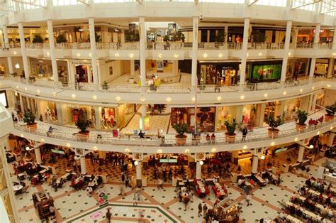 Shopping and Dining at Pentagon City Mall | Washington dc shopping ...