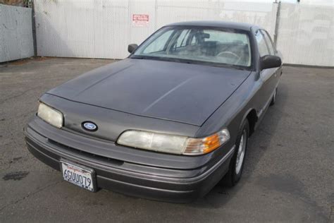 1992 Ford Crown Victoria LX 77K LOW MILES Automatic 8 Cylinder NO RESERVE - Classic Ford Crown ...