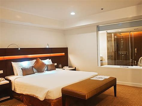 Best Price on Century Park Hotel in Manila + Reviews!