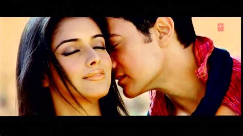 Guzarish sing along | Ghajini | Aamir Khan, Asin Acordes - Chordify