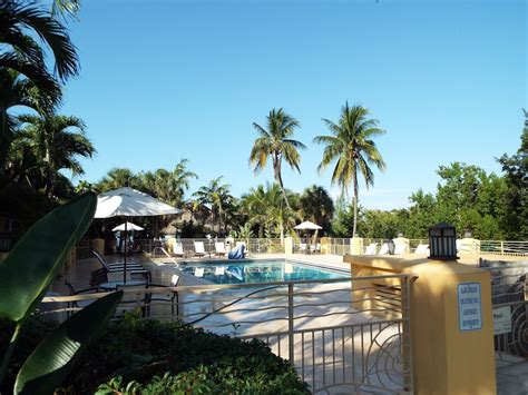 Hampton Inn Key Largo Manatee Bay Key Largo, Florida, US - Reservations.com