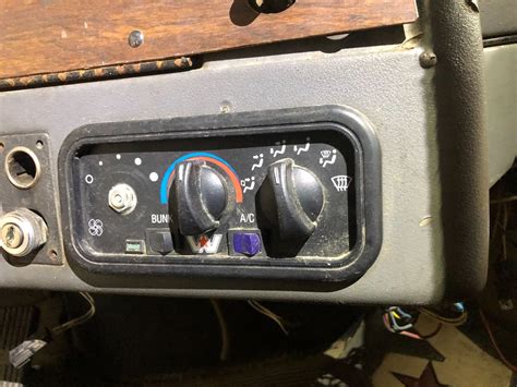 Western Star Trucks 5900 Heater & AC Temperature Control for Sale