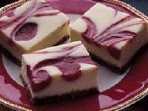 Strawberry Swirl Cheesecake Bars Recipe | Food Network