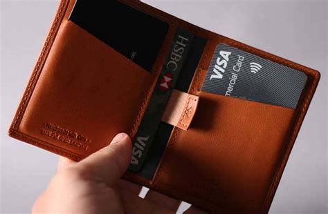 Handmade Leather Card Wallet with RFID Blocking Protection | Gadgetsin