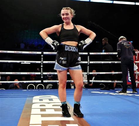 deVere-sponsored Crolla-trained Rhiannon Dixon is women’s boxing history-maker of future ...