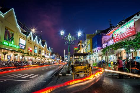 Free 10,000 Cups Of Coffee At 'Malioboro Coffee Night' This October