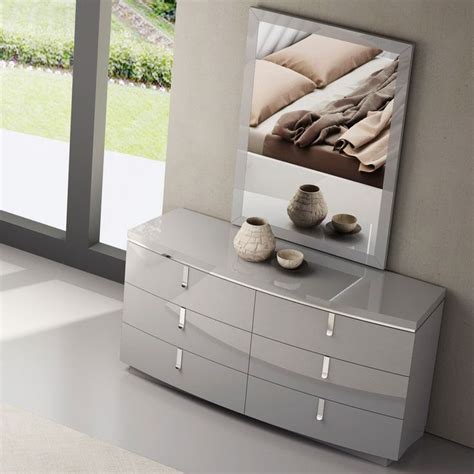 J and M Furniture 18215-D+M New York Dresser Mirror Set Grey High Gloss | Contemporary dresser ...