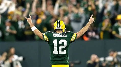 BREAKING: Aaron Rodgers Is Staying In Green Bay | WSH