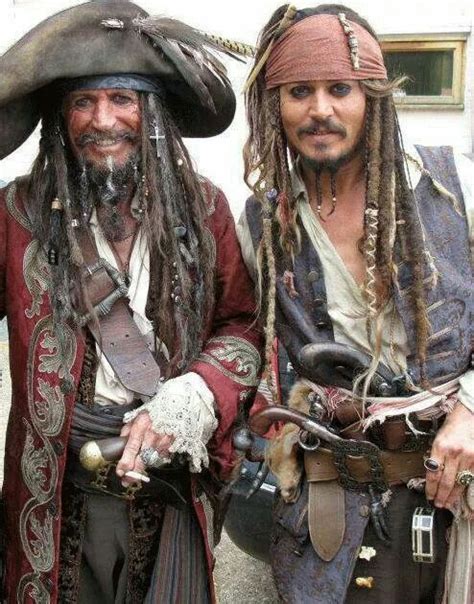 Pin by Lia Malik on 《Pirates Of The Caribbean》 | Pirates of the caribbean, Johnny depp, Pirates