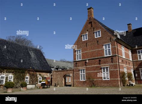 Husum castle hi-res stock photography and images - Alamy