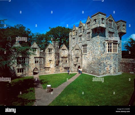 Donegal Castle Ireland Stock Photo - Alamy