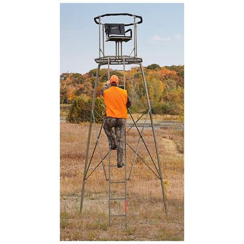 Guide Gear 15' Woodsman Rotating Tripod Deer Stand | Tripod deer stand, Deer stand, Hunting stands