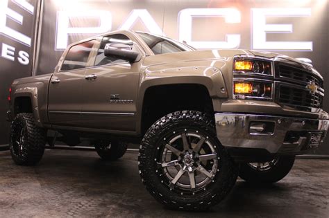 2014 Chevy Silverado Lifted - Cars