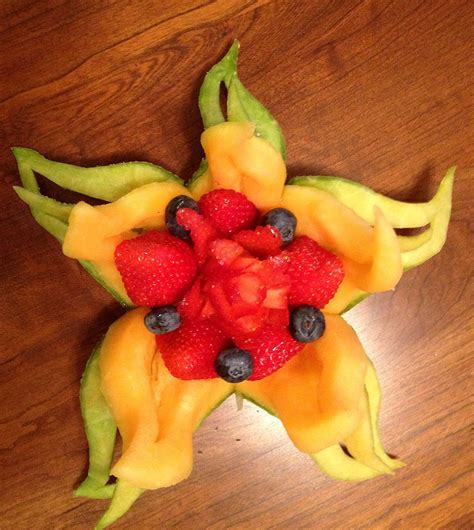 Cantaloupe flower Food Carving, Fruit Art, Cantaloupe, Strawberry, Banana, Flowers, Food ...