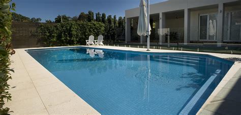 Luxurious Swimming Pools in Adelaide | Adelaide Classic Pools