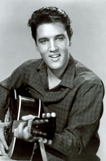 King of Rock'n'Roll Elvis - Rock'n'Roll Remembered Photo (714125) - Fanpop