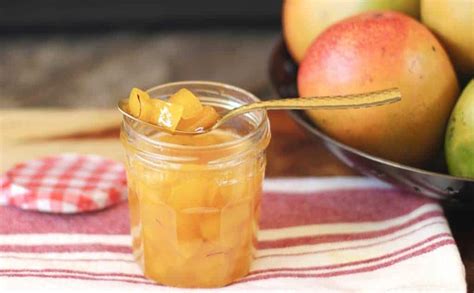 Homemade Mango Jam - ministryofcurry.com