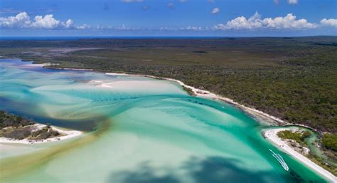 13 UNMISSABLE Things to Do in Hervey Bay → Queensland