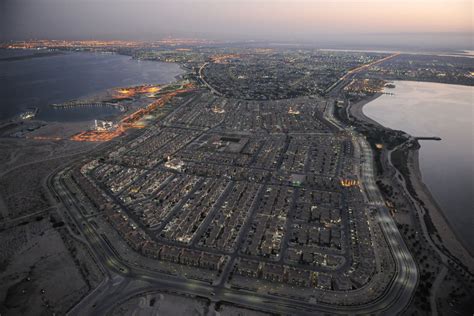 Jubail Industrial City - Enormous Civil Engineering - Bechtel