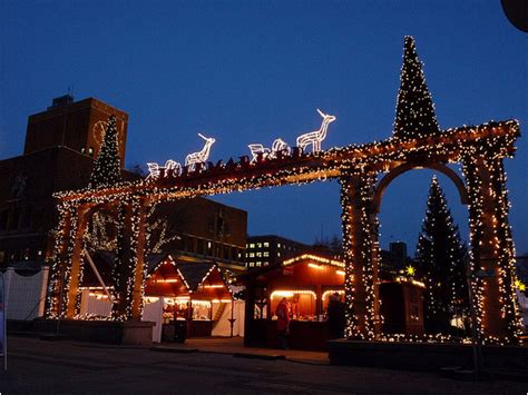 Christmas market at Oslo, Norway. | Norway, Nordic christmas, Christmas ...