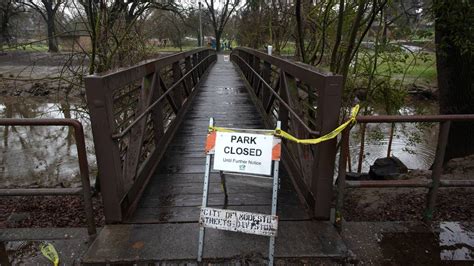 Modesto CA closes a dozen parks as new storm system starts | Modesto Bee