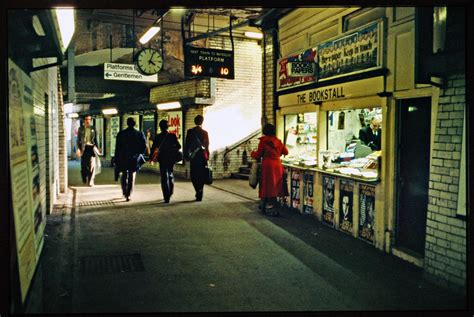 eaw015850 ENGLAND (1948). Clapham Junction Railway Station, Wandsworth ...