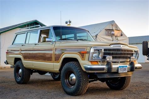 Pin by hiro naka on Jeep wagoneer | Jeep, Vintage jeep, Willys jeep