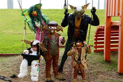 Gremlins Family Costumes | Family halloween costumes, Family costumes ...