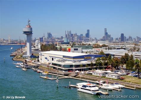 Port of Melbourne in Australia - vesseltracker.com