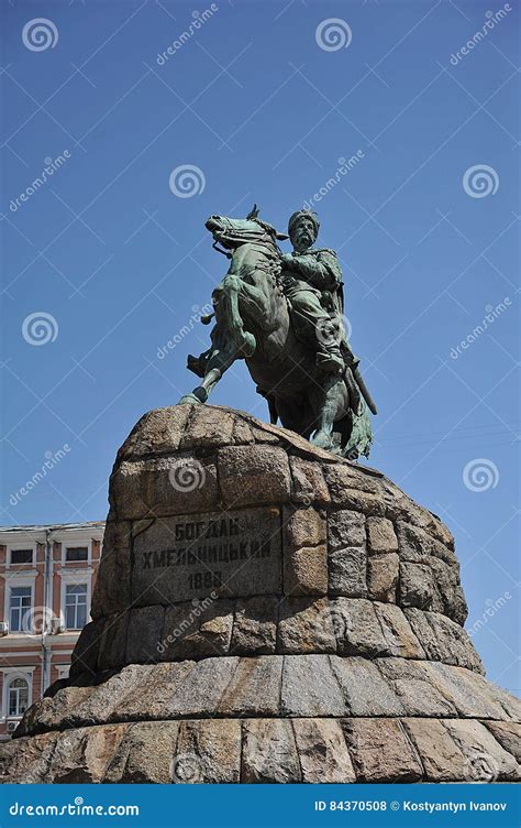 Monument of Bohdan Chmielnicki, Kiev Stock Photo - Image of sophia, statue: 84370508