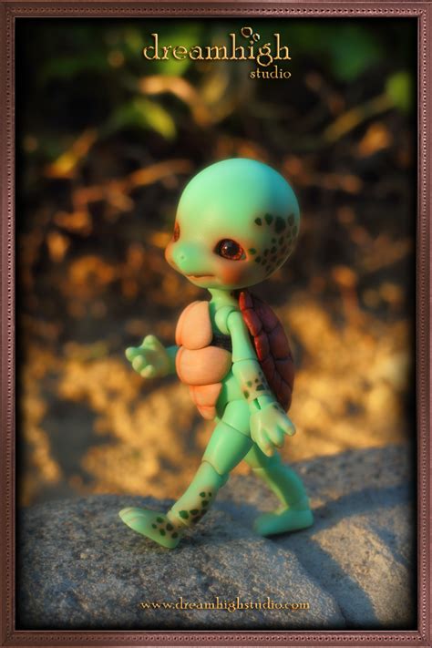 KURA "the turtle" 11 cm BJD