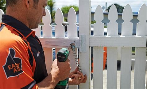 How to install a gate spring | Mitre 10™