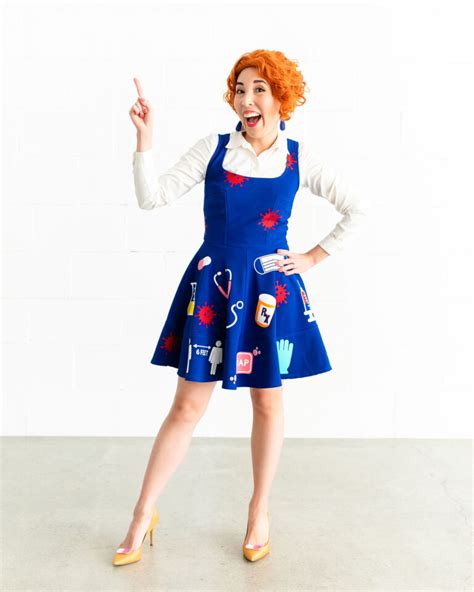 Freshly Fuji - How To Make Your Own Ms. Frizzle Costume