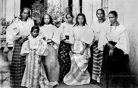 Women of a Tagalog family, Bacoor, Cavite, Philippines 1899 | Filipino ...