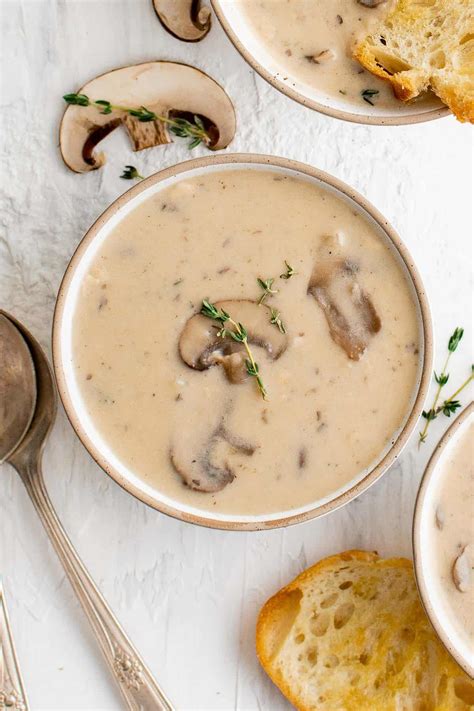 Creamy Mushroom Soup - Hungry Foodie