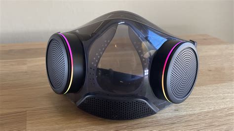 Razer Zephyr Review: A mask out of time | Popular Science