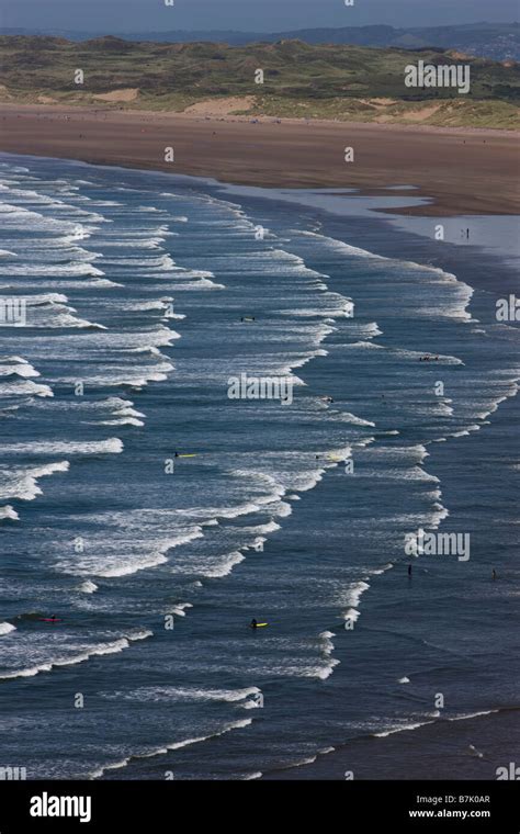 Surfing rhosilli hi-res stock photography and images - Alamy