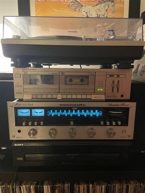 cassette deck plays through one speaker in stereo, two speakers in mono : r/vintageaudio