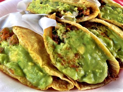 Tijuana-style tacos at Tacos Los Poblanos: All you need on a hot afternoon | Mexican food ...