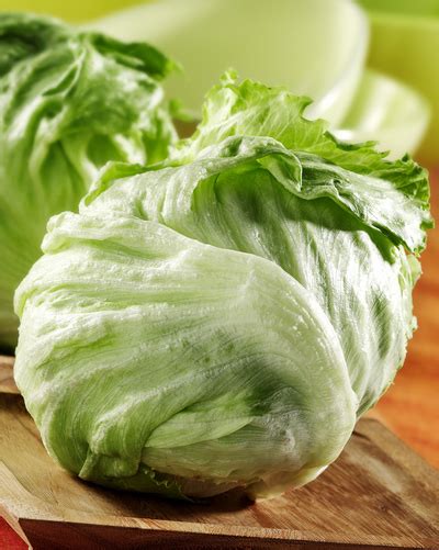 Iceberg lettuce: about, nutrition data, photos, where found and 91 recipes