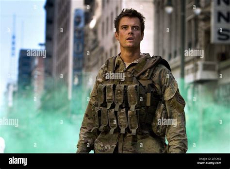 JOSH DUHAMEL, TRANSFORMERS, 2007 Stock Photo - Alamy