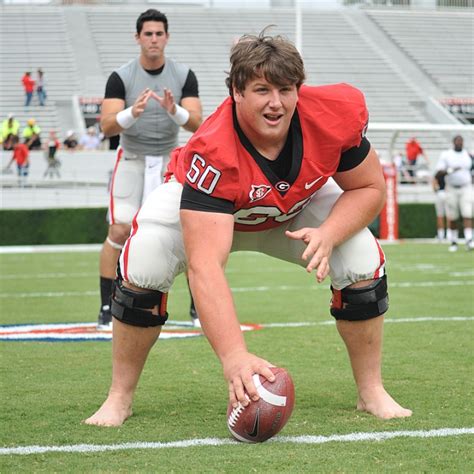 Former Georgia Bulldog Ben Jones Continues to Walk Barefoot - This Time ...