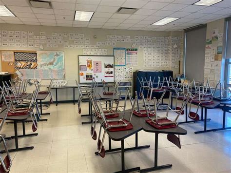 Rent a Classroom (Large) in Chicago IL 60625