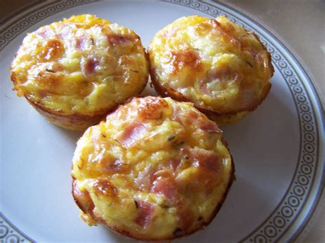 Mommy's Menu: Ham Egg and Cheese Muffins