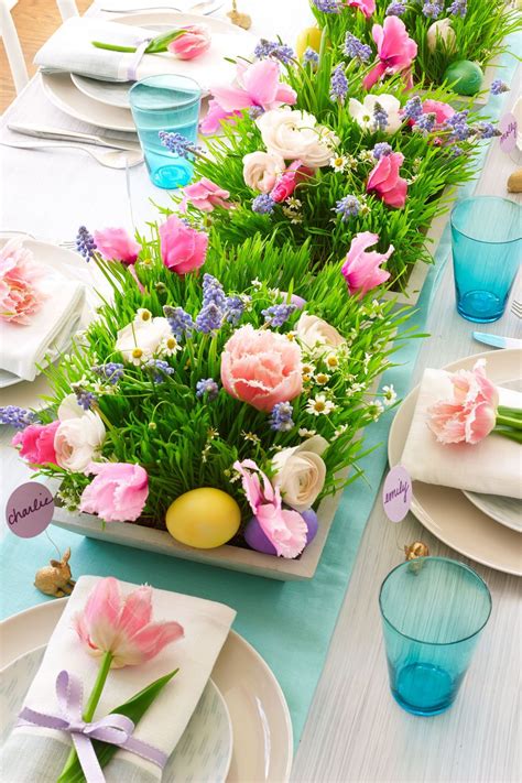40+ Adorable Easter Table Decorations to Put You In A Festive Mood | Easter brunch table, Easter ...