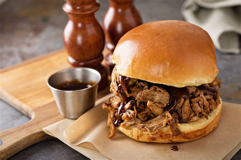 BBQ Pulled Pork Shoulder Roast - Pork Recipes - LGCM