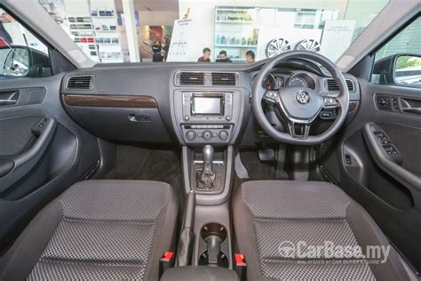 Volkswagen Jetta Mk6 GP (2016) Interior Image #32590 in Malaysia ...