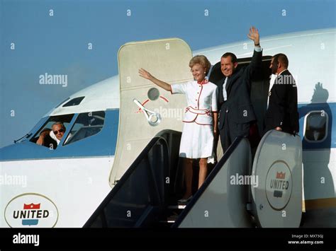 Miami, FL 1968/08/05 Richard Nixon arrives in Miami, FL for the ...