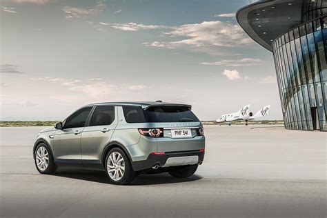 Land Rover Discovery Sport Revealed